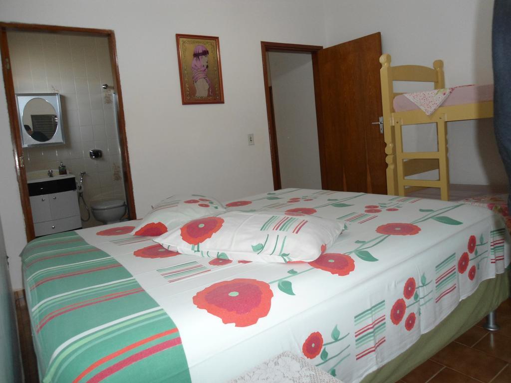 Casa Temporada Gratao 06 Min Dos Parques Thermas Olímpia 部屋 写真